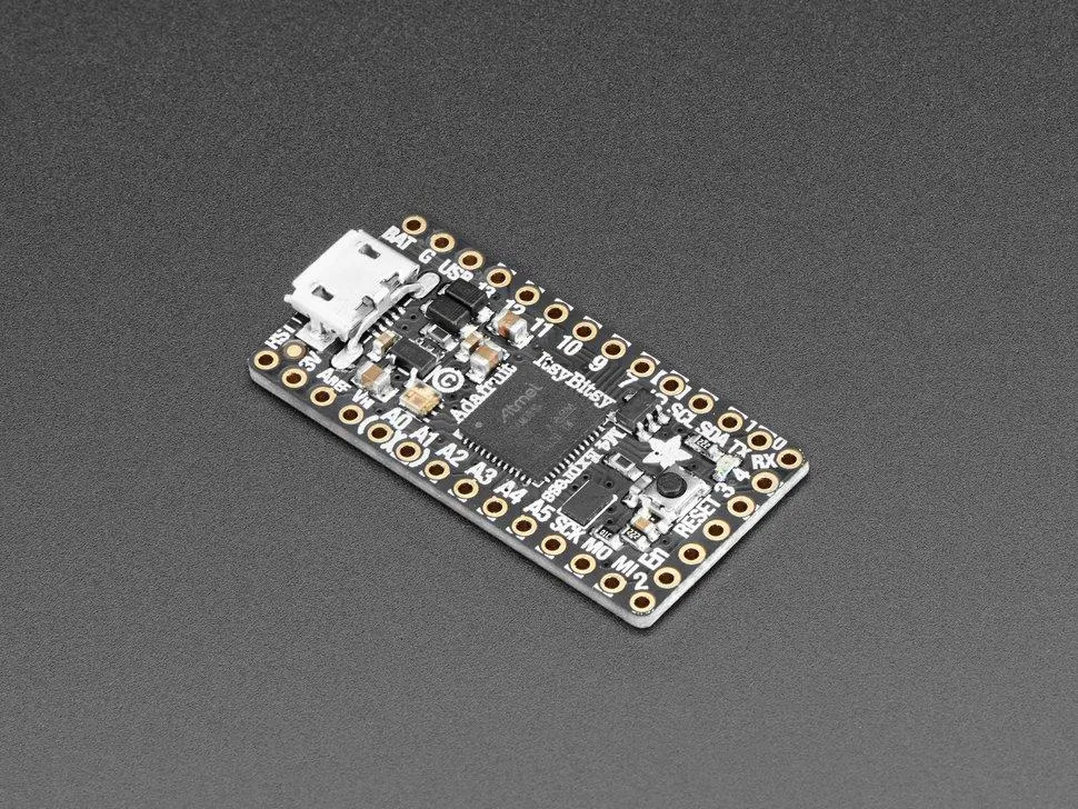 Adafruit ItsyBitsy M4 Express featuring ATSAMD51