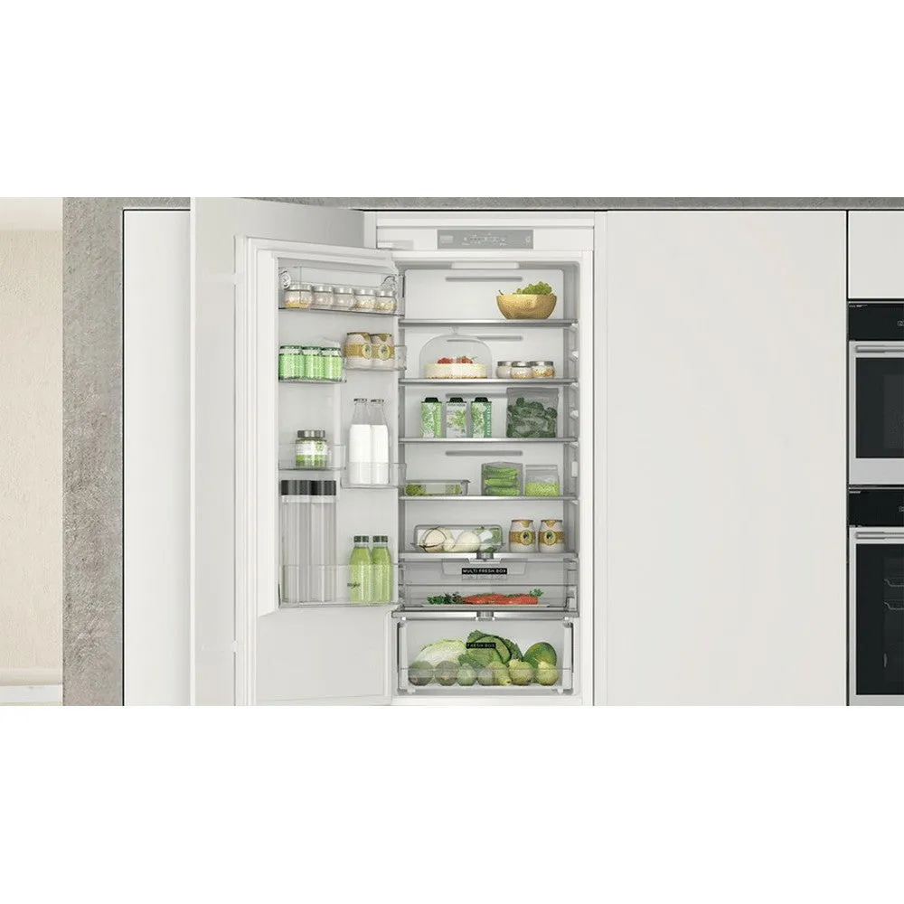 Whirlpool 280L 70/30 Built-In Fridge Freezer - White | WHC20 T322 UK